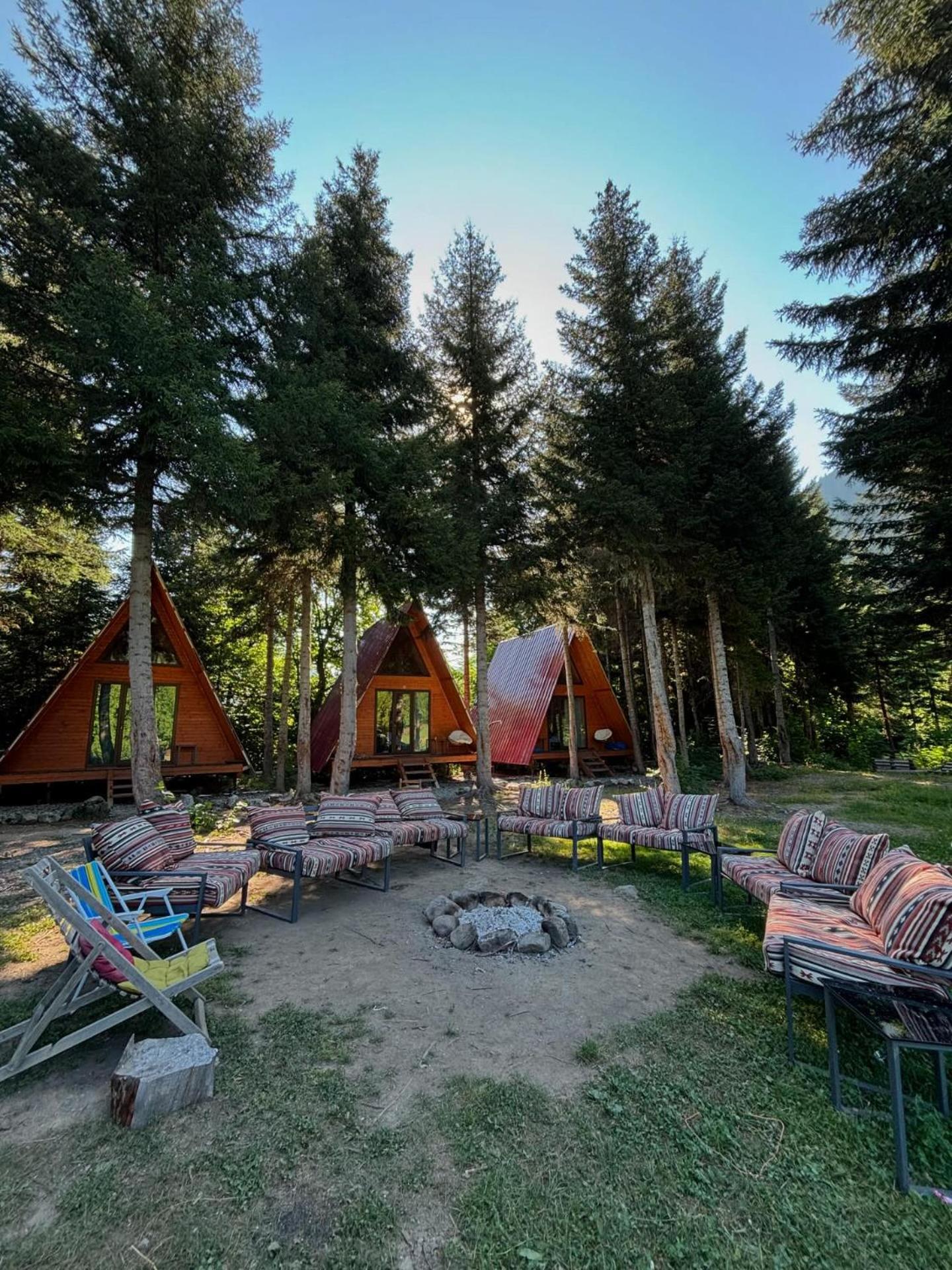 Bude Mestia Cottages Zewnętrze zdjęcie
